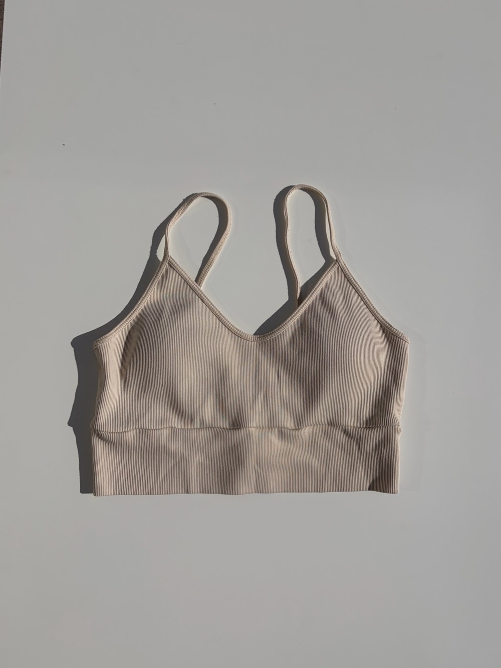 OAK + FORT Ribbed V-Neck cropped tank top